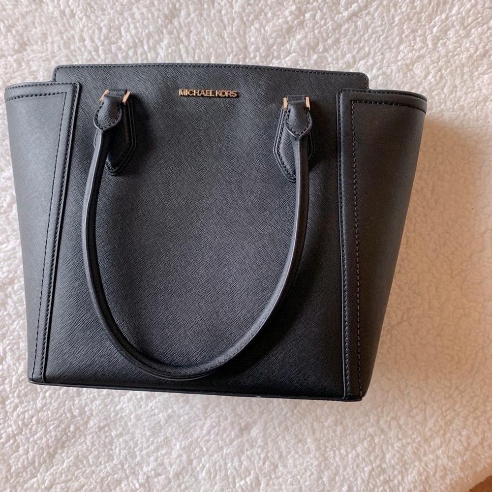 Michael Kors Black Tote 💕